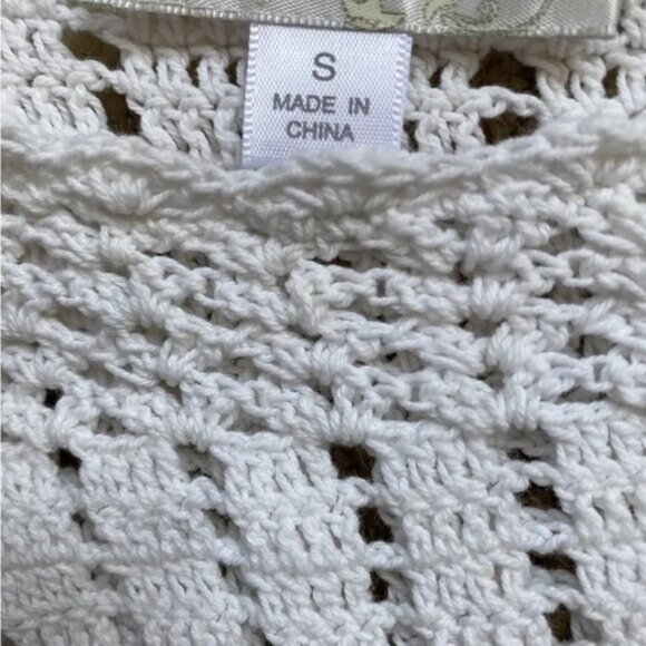 Dress Barn Sheer Mesh Crochet Top – Women’s Size Small - Picture 2 of 8